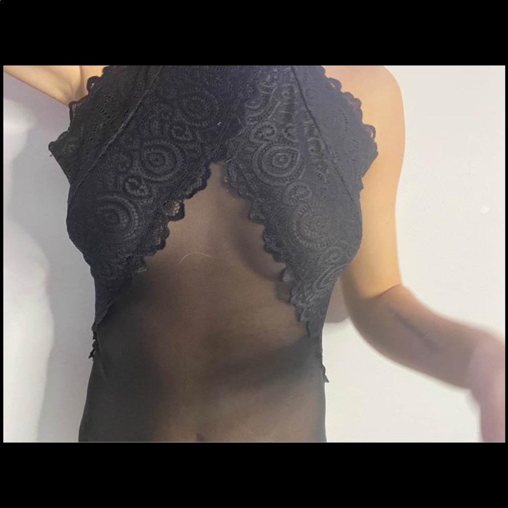FASHIONNOVA TOP - Picture 2 of 2